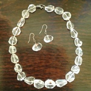 Necklace and earrings set